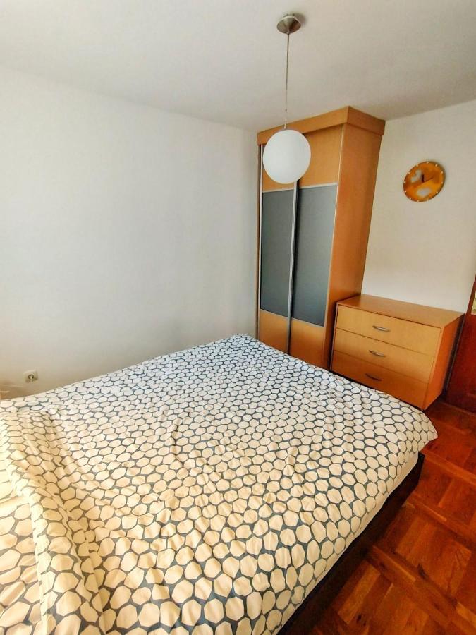 Plavi Apartman Airport Belgrado Esterno foto